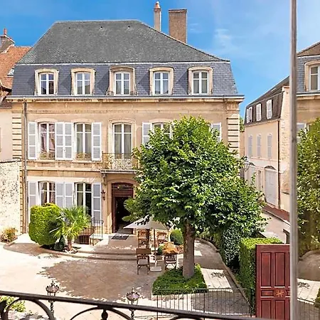L'hotel Hotel