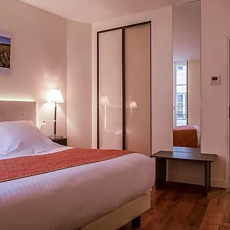 L'hotel Hotel 5*