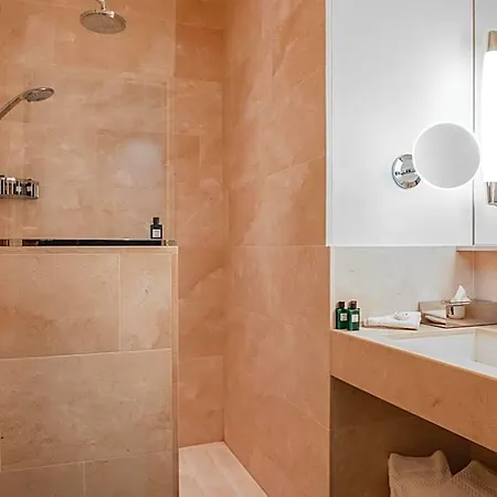 L'hotel 5*